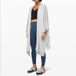 Lululemon Throw It On Wrap